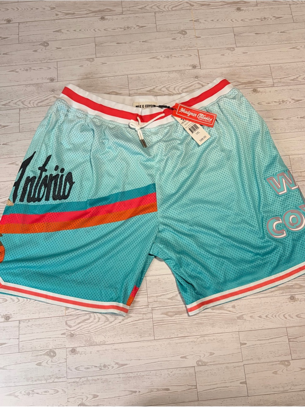 NEW 5XL WILE E COYOTE Antonio Men's Athletic Shorts